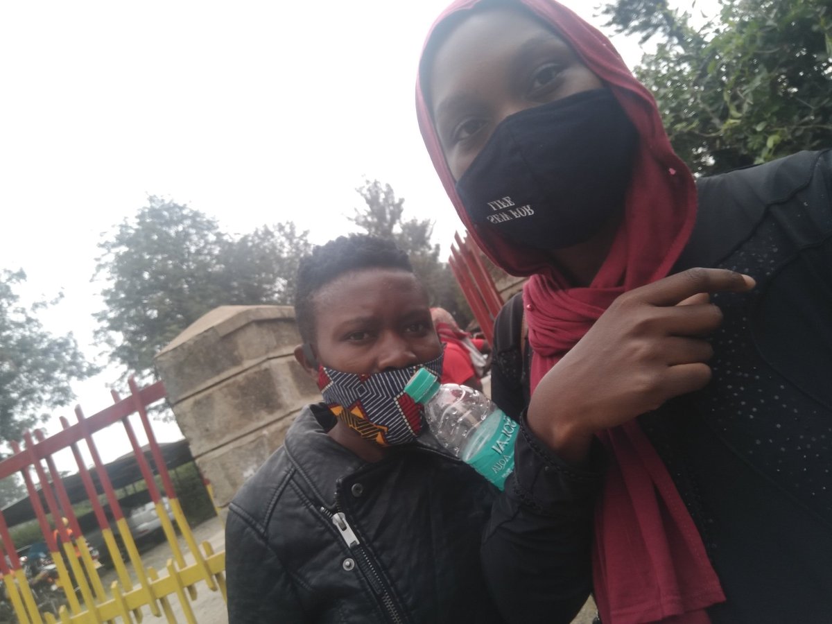 NassurYasmin's tweet photo. If someone puts their hands on you make sure they never put their hands on anybody else again.
We are in this together comrades.
#freeEditar
#freeFeministCentre
#Sabasaba
#womenpower
#In_Solidarity
@mildredngesa @RadFemskisumu
@SusanMueni18 @oeditar https://t.co/LLaB4LZENE
