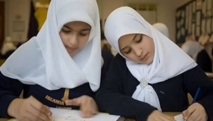 djdegaf's tweet image. #Liberals be like:
1.look at the backwards Muslims sexualizing their children.

 2. wow..Beautiful.. freedom.. love..