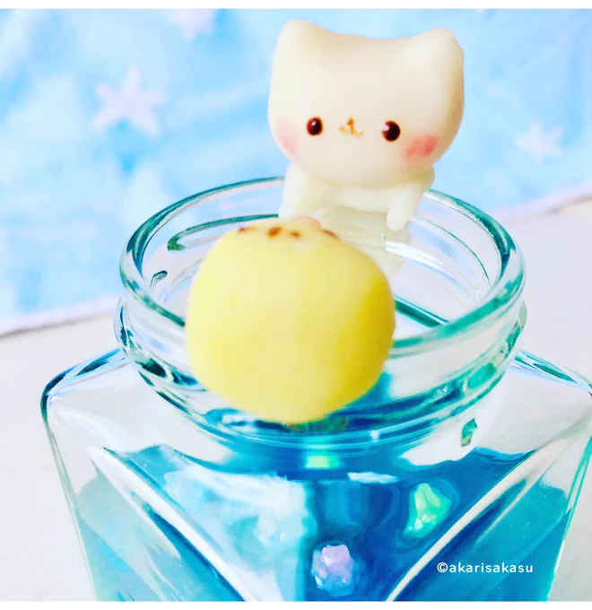 「天の川を挟んで見つめ合うひよ織姫とまし彦星」
#食べられるましまろう とひよこ殿を作ってみました!
※瓶の中身も食べられる天の川です?
#ましまろう
#七夕
#おうちカフェ 