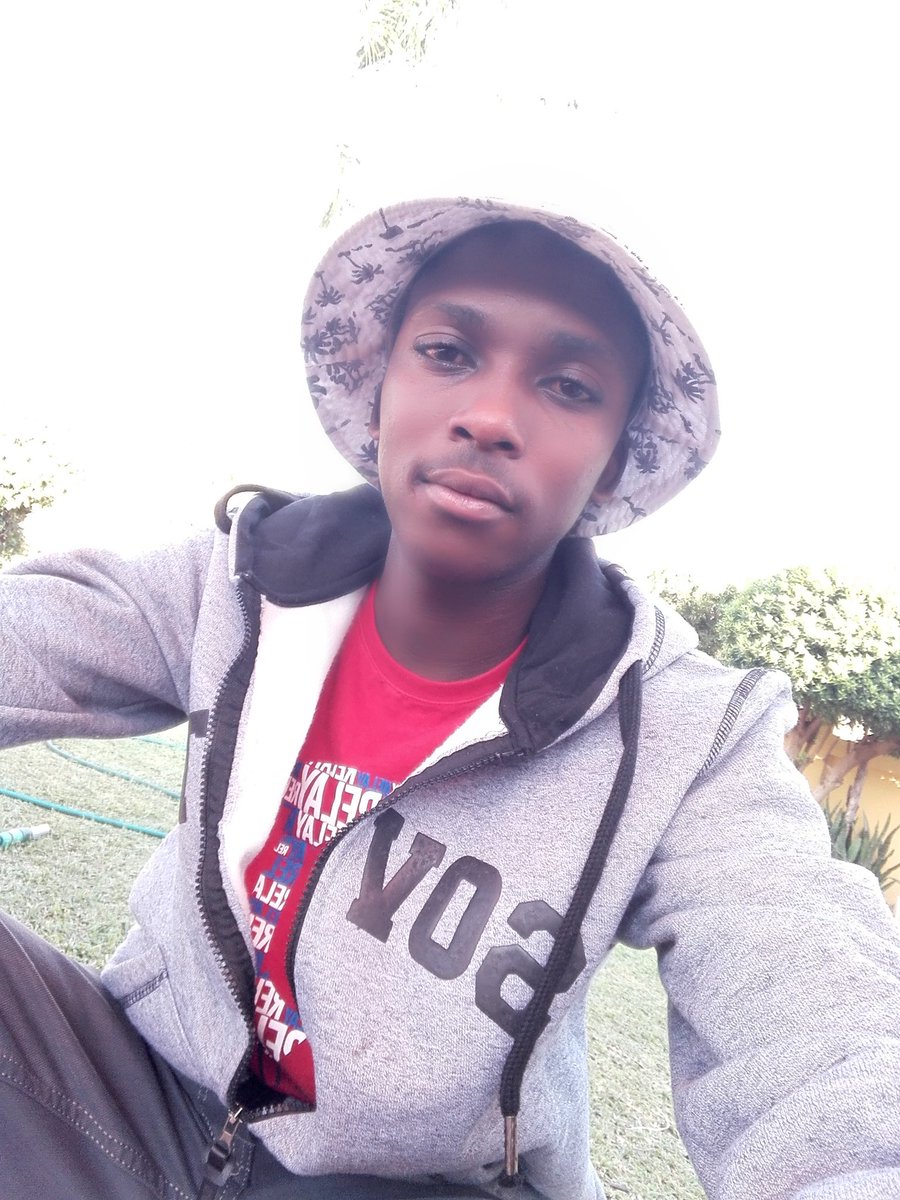 therealDj_Pnut's tweet photo. From today I'll be starting a podcast for my brand @Muzikslaves #Kota1way https://t.co/mZMYZeoLCR
