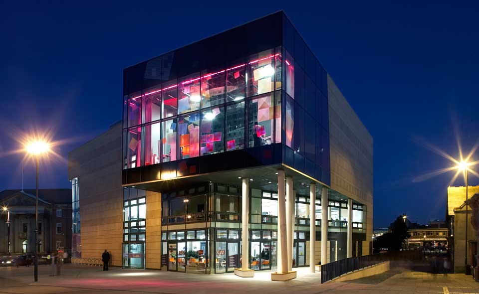 MidlandsMovies's tweet photo. Indie cinemas in the Midlands - please get in touch with your latest news and re-opening plans and we'll get sharing with our readers. We know they're itching to return to cinemas to support their local creative spaces! https://t.co/PaxOSnSPpn