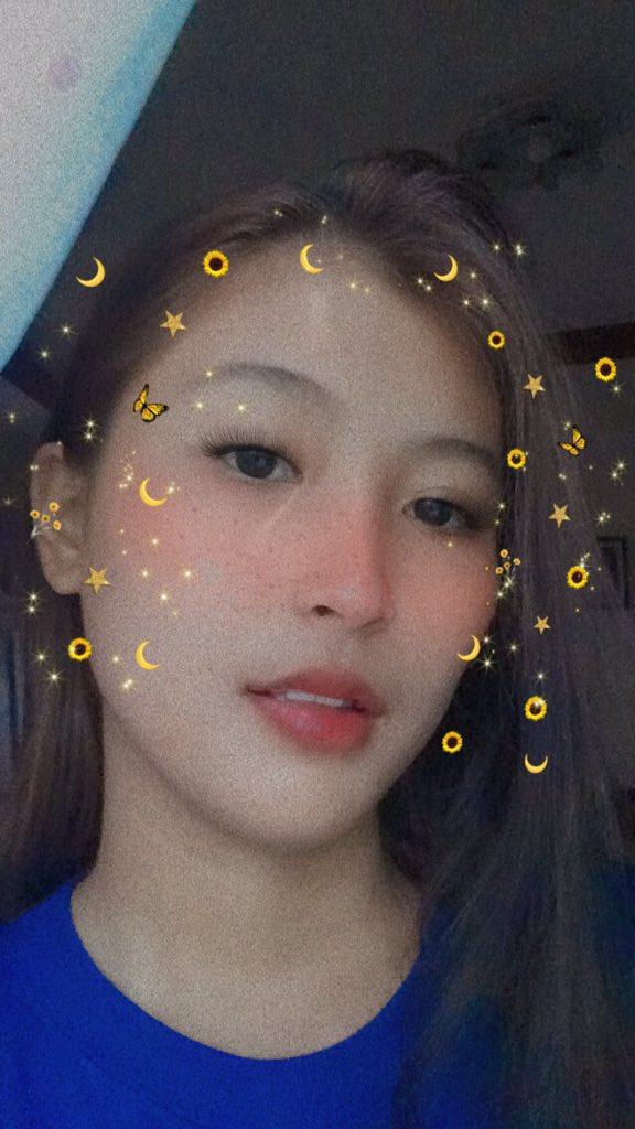 cloudi1ois's tweet photo. 🦋💛 https://t.co/LVXuow55Vl