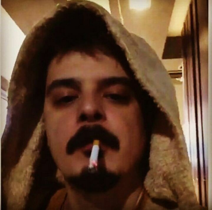 Şu tip şu endam başka kimde var lan