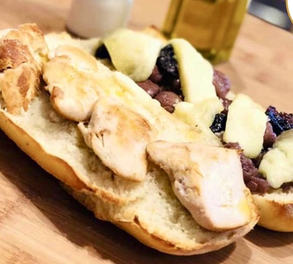 La Community si è riunita nel progetto dei Panini della Rinascita!🙌🏻🥪
Li trovi in tutta Italia, con gli stessi nomi ma con ingredienti diversi!

Vuoi essere dei nostri?
Entra nella Community e crea i tuoi #PaninidellaRinascita! 👇🏻 
accademiapaninoitaliano.it/community.html

#unavitadapanino