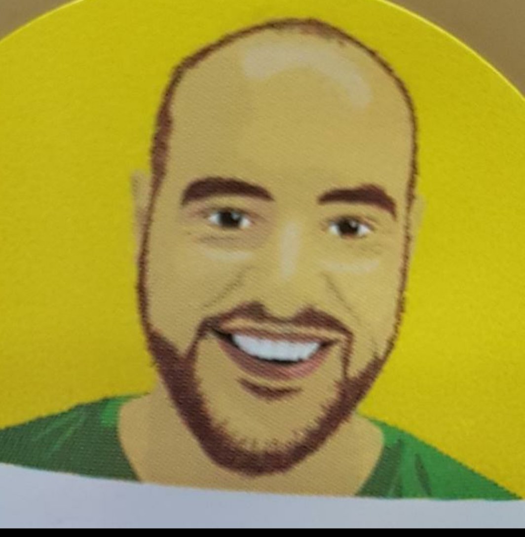 lightup_yourday's tweet photo. @FireHitRadio I know Jon 🤣 #findjon #lushjon #iknowjon #makejontrend https://t.co/jZnDRrP5s6