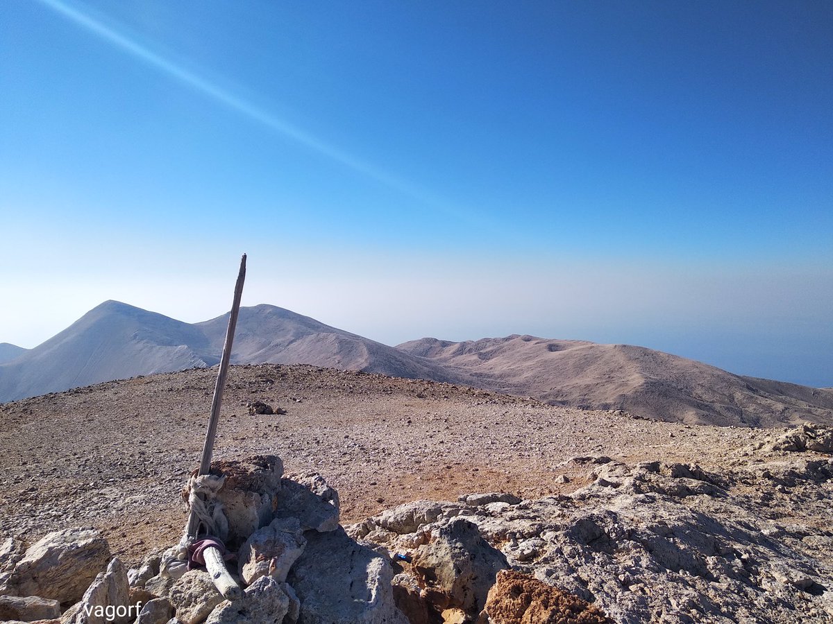 VisitSfakia's tweet photo. VISIT SFAKIÁ THIS SUMMER❗️
VISIT STUNNING WHITE MOUNTAINS AND PACHNES PEAK 🔝
.
.
.
Amazing photos from White Mountains 👍👍
(see more 👉👉👉 https://t.co/I1J8tmWEc4  )
.
.
#Visitsfakia #visitcrete #visitgreece #sfakia #whitemountains #greece #crete #σφακια #λευκάόρη  #κρητη https://t.co/eiaUgBCUhC