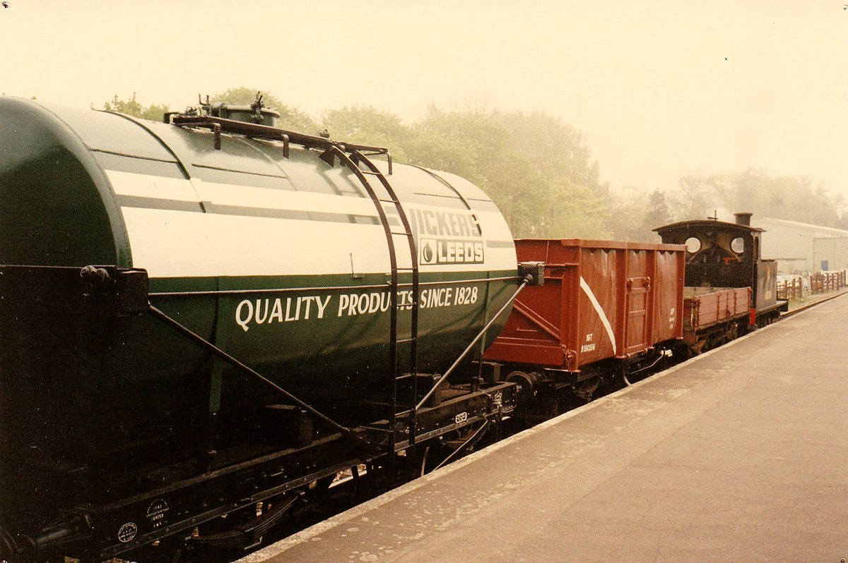 #Throwback to 1975, when a tank wagon carrying Vickers Oils brand was running on the track of the Great Central Railway, the only double track heritage steam railway in the country.
Read the full story here :
vickers-oil.com/vickers-oils-h…

#TrustedForGenerations #VickersOilsHeritage