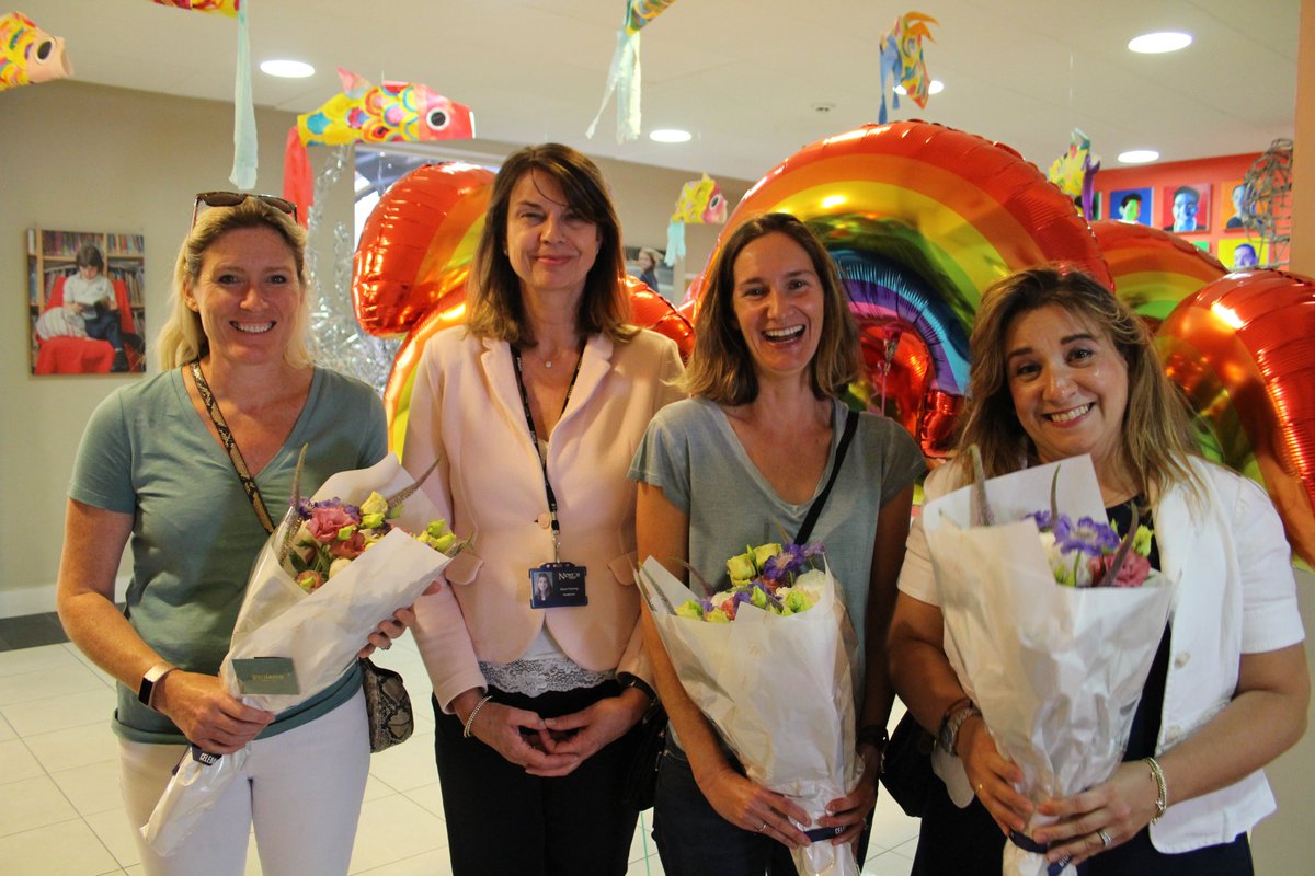 NewtonPrepSch's tweet photo. You've been bunched! A tiny floral thank you from Mrs Fleming to the core team of the PTA for all their hard work and the wonderful community feeling they continue to generate in these extraordinary times #newtonprep #newtonpta #thankyou https://t.co/X7MvG3mozz