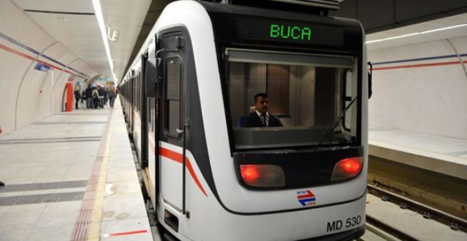 ProtaGroup's tweet photo. Tasarım hizmetlerini tamamladığımız Üçyol - Buca metrosunun inşaat çalışmaları başlıyor.
#Üçyol #Buca #Izmir #Metro #metrodesign #tasarım #mühendislik #mimari #railwaysystem #lightrail #Prota #ProtaEngineering #ProtaMühendislik #engineering #architecture https://t.co/Yxurzlpd1F