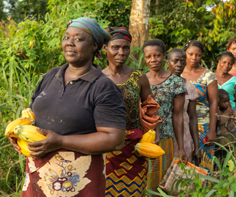 Here are 6 reasons why choosing Fairtrade chocolate makes a difference 💚🍫💙
>> buff.ly/31Tg5iw

#WorldChocolateDay  #WorldChocolateDay2020