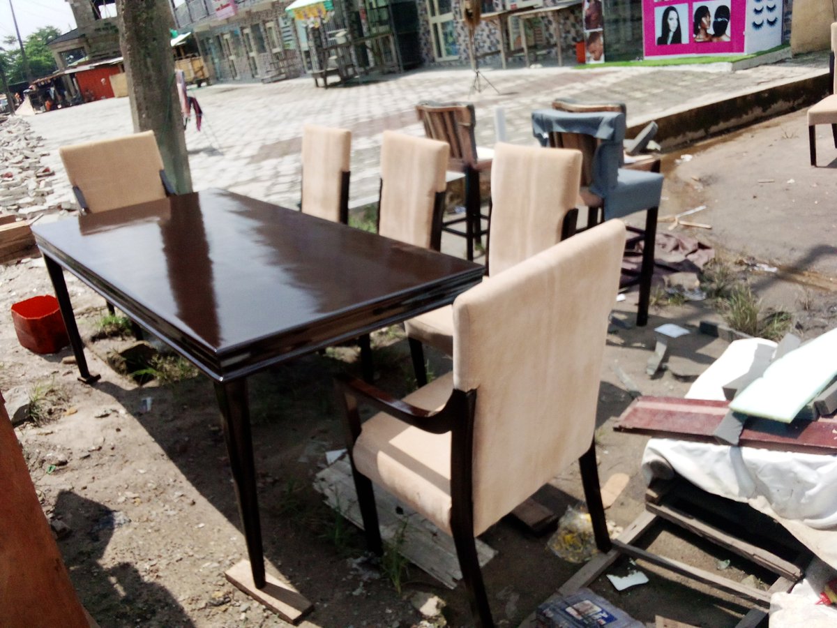Dinning table and chairs at finishing touches stage!! Super elegant and fine finishing to grace the dinning room.
#dinningroom 
#dinningchairs 
#dinningtables  
#decor 
#interiordesign 
#furnishinnigeria