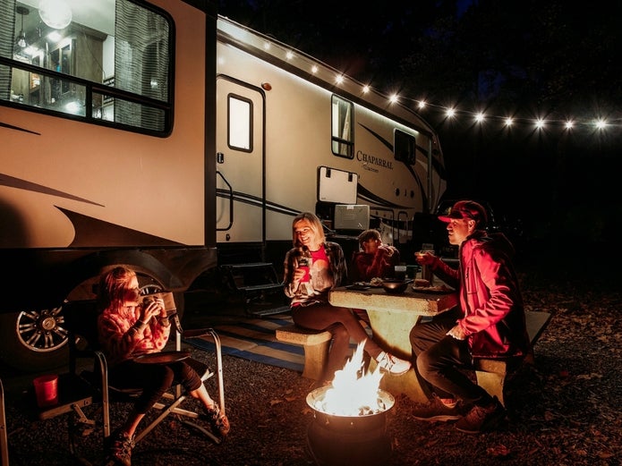 DAVICOSAUTO's tweet image. Want a safe and fun way to travel with your family during this crazy time of COVID-19? Try renting an RV and travel the US. Check out this link with all the details. bit.ly/2VVNsh0