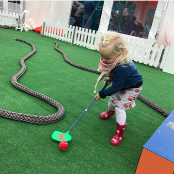 GolfRaak's tweet photo. 📣 Jouw weekendplannen op een rijtje 😎 
📅Zaterdag 11 en zondag 12 juli
📍 Het zomerfestijn op Resort @GolfPurmerend
⛳GOLF RAAK!-funpark en een heleboel andere golfactiviteiten voor jong en oud!
Gratis aanmelden: https://t.co/pQqDwbnbDB https://t.co/8ioRMqHIFE