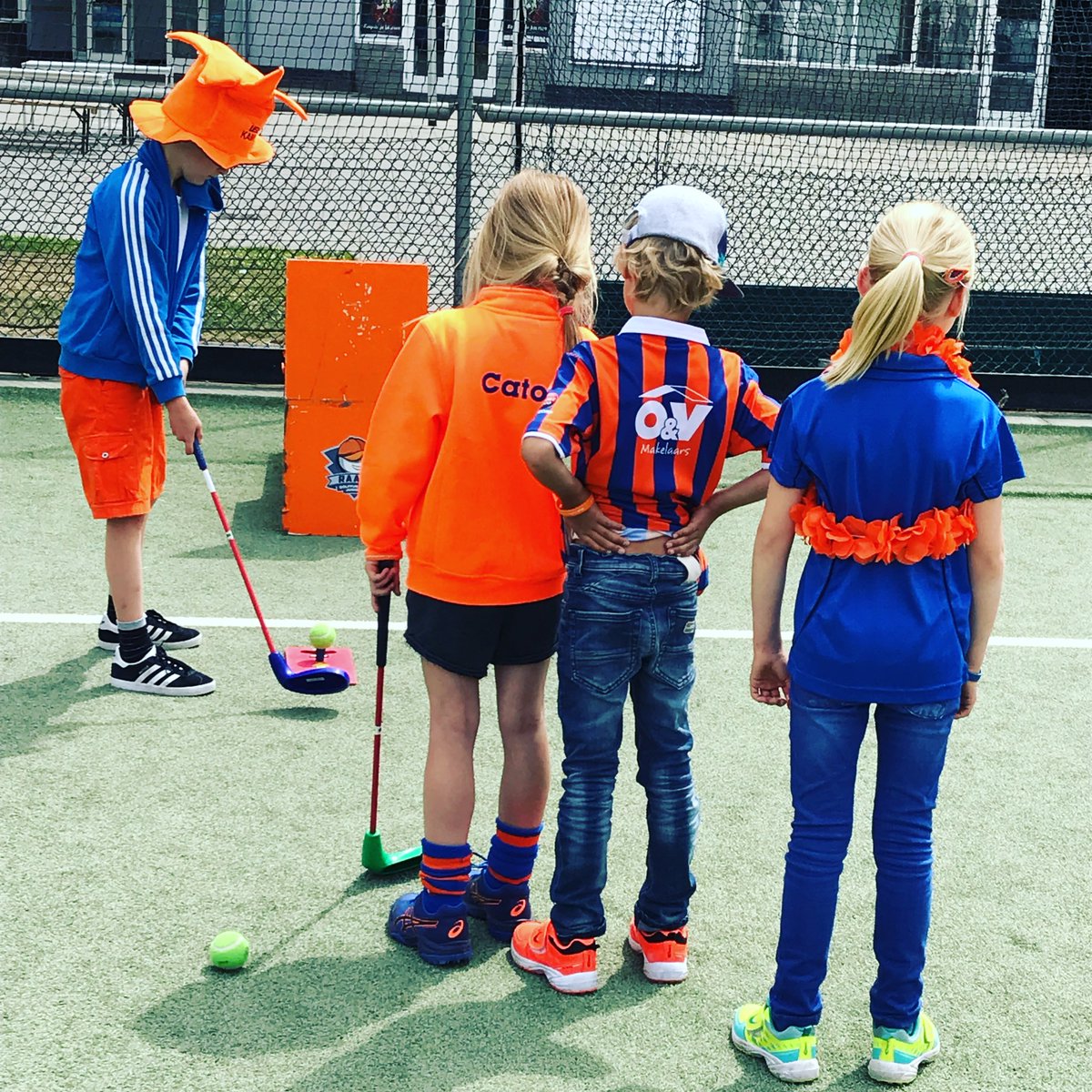 📣 Jouw weekendplannen op een rijtje 😎 
📅Zaterdag 11 en zondag 12 juli
📍 Het zomerfestijn op Resort <a href="/GolfPurmerend/">BurgGolf Purmerend</a>
⛳GOLF RAAK!-funpark en een heleboel andere golfactiviteiten voor jong en oud!
Gratis aanmelden: bit.ly/2Z89HlY