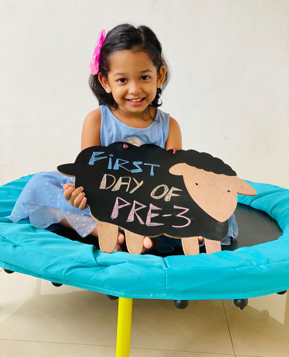 NYA_HYD's tweet photo. Say hi to our little ones who are starting their first day of remote learning in #Fall2020. ❤️ #NYARemoteLearning #AmericanSchool #activitiesforkids #homeschool #earlylearning #OnlineClasses https://t.co/azPp13VSpJ