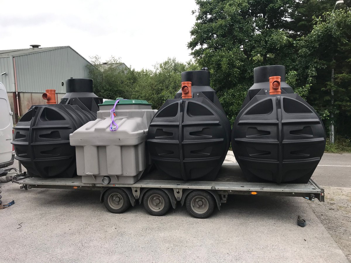Wastewatersol's tweet photo. More happy customers in West Cork this week, orders came in on Friday and were loaded for delivery this morning #Freedelivery #Nationwide #SolidoSMART #Ecoflo https://t.co/Tx4ZNHg1v0