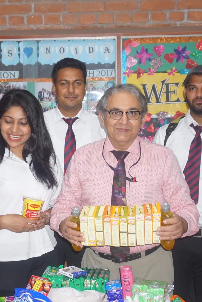 noidaagbs's tweet photo. #ThrowbackTuesday 
#CSR Activity initiated by the students of #AGBS #Noida.
#amitylife #CSRactivities #amitynoida #campusvibes #MBA #BBA #admission2020 #BestBschoolNCR https://t.co/Gsuud0ZUD8