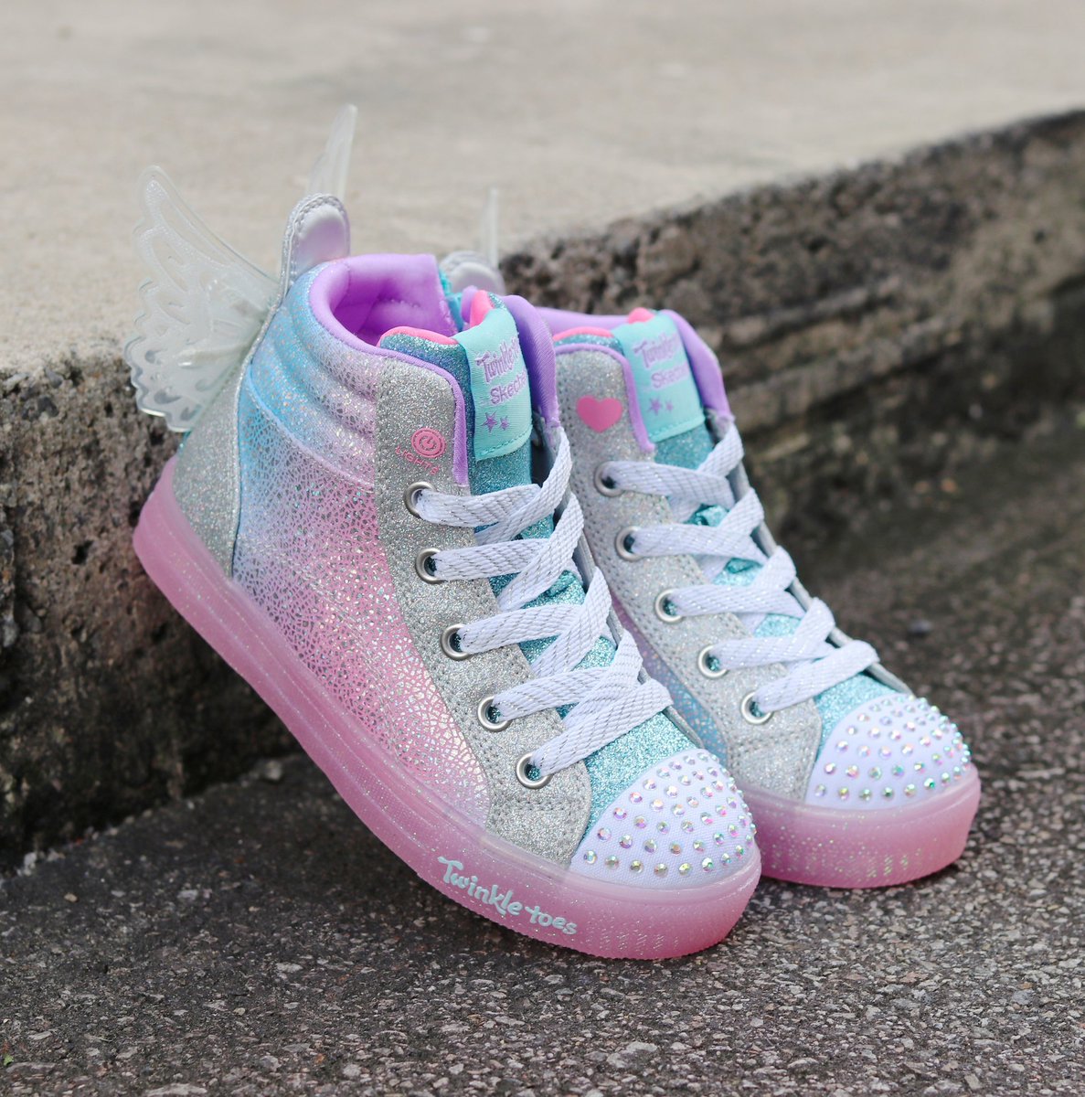 twinkle toes shuffle brights