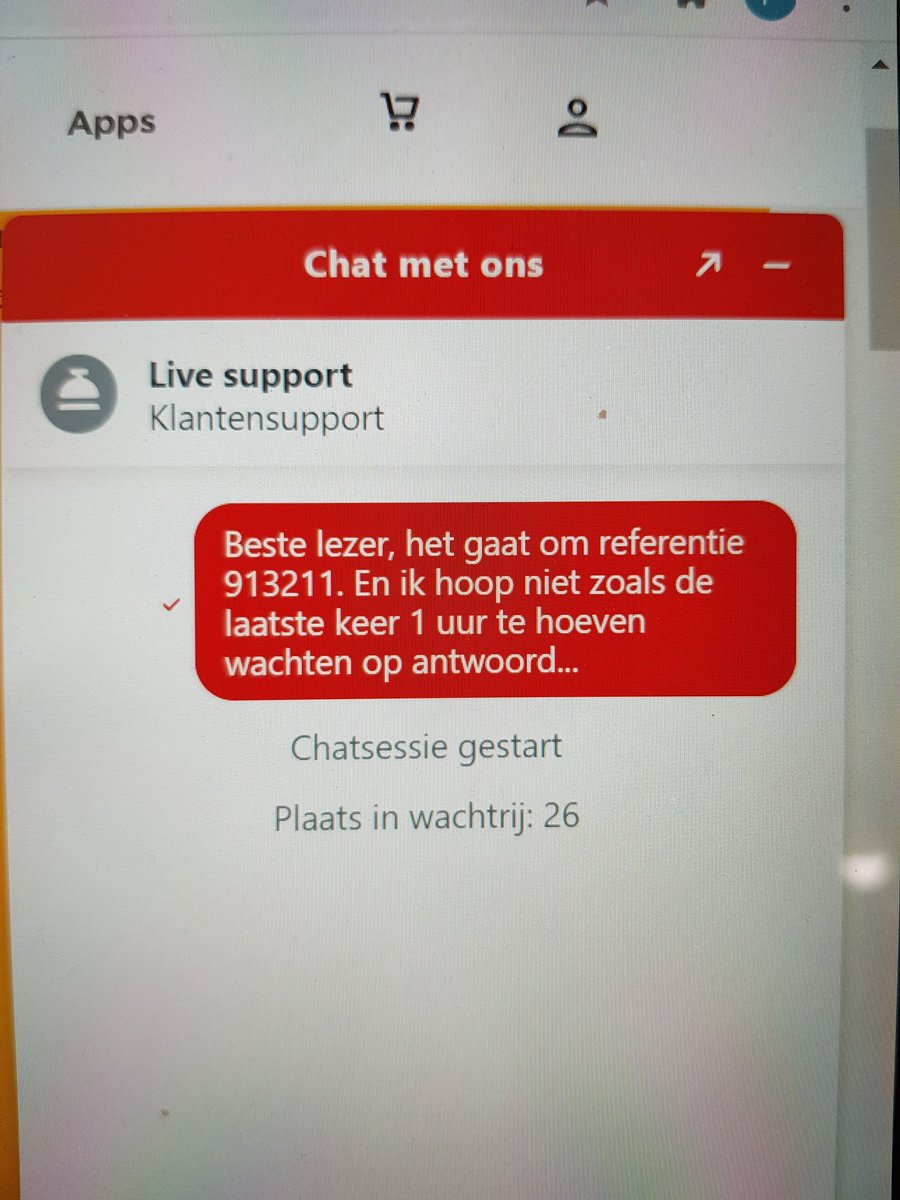 PieterWeima's tweet photo. Al weken bezig om TomTom te bereiken. Tel kan niet meer. Mail geen antwoord. Chat 26 in de wachtrij.. #tomtom #klantonvriendelijk https://t.co/GHpMSkVE65