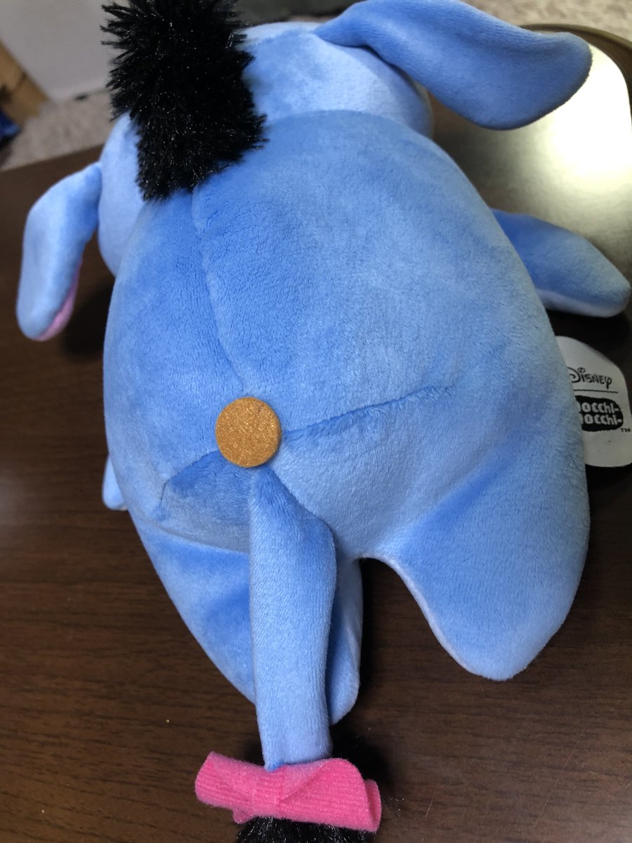 しあこ ありがとう横浜 Twitterissa 昨日とあるお店で40 Offになってたイーヨー もっちもちで可愛くて プーさんもピグレットもいない中 一人で飾られててかわいそうで もちもち遊んでたら 彼氏殿も気に入ってくれてお迎えしたの 髪の毛 ふさふさでかわいい