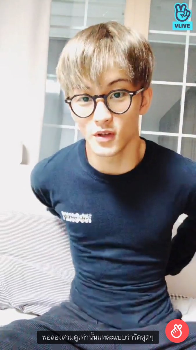 “ไม่ต้องใส่เสื้อรัดๆก็ได้ แค่โชว์ให้ดูไม่ได้หรอคะ?” ชั้นยอม ละน้องก็ยอมด้วย555555555555555555555555555555555