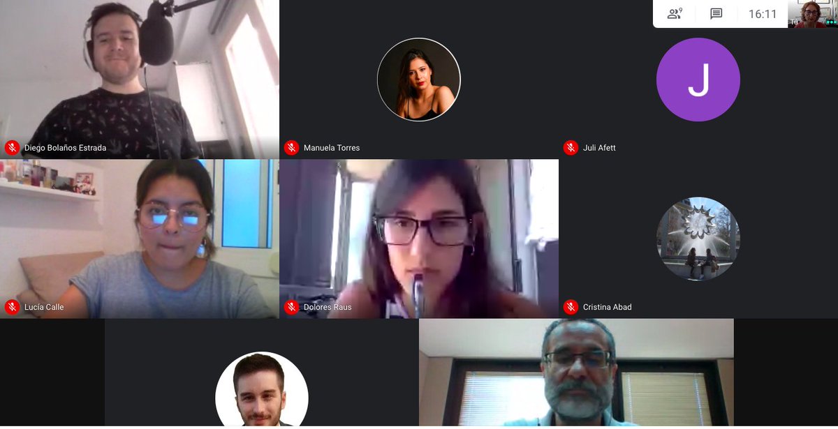 MasterCEIA's tweet image. Sesiones de Cultura, Entrevista y Debate con @cdelamor_ , Armand balsebre y @CrespoHaro . Volveremos en septiembre con muchas ganas y la ilusión del primer día! Y recordad: distancia social, higiene de manos y mascarilla bien puesta! 😷 #MCEIA #MasterUAB #CampusUAB #UABBarcelona