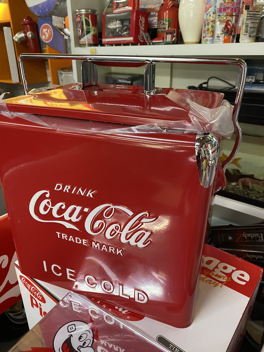アメリカン雑貨 メトキベース 商品の紹介です コカ コーラ Coke ストローディスペンサー 4500円 Tax クーラーボックス Tax レトロ風 今からの季節に 置いてるだけでオシャレ アメリカン雑貨屋 三戸町 メトキベース Metokibase 明日