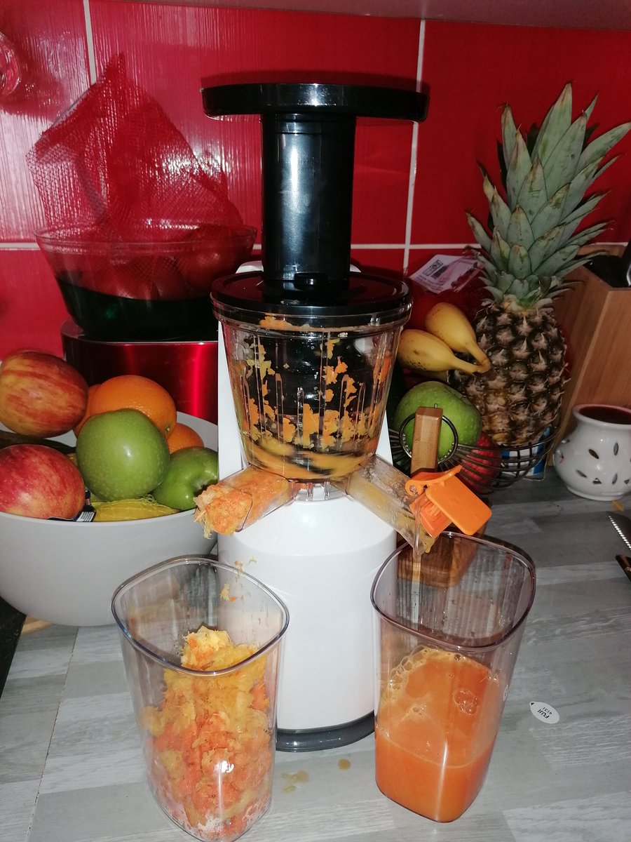 AmandaMakka's tweet image. @Thomson_FRA merci pr ce cadeau   j'ai fais mon jus ACE un délice. Merci merci #extracteurdejus #thomson