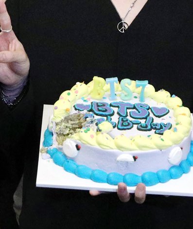 choi_bts2's tweet photo. The trace of Jungkook 🎂 
@BTS_twt https://t.co/XjgcAVRWn3