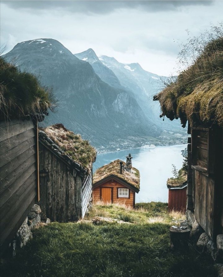 earthcurated's tweet photo. Lovatnet, Norway https://t.co/d6KGHcajN5