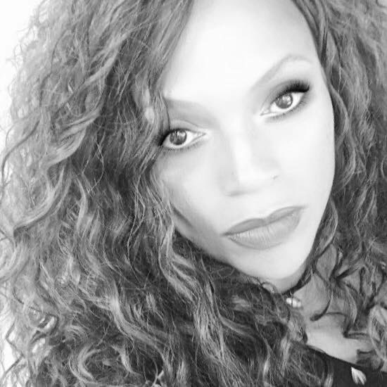 NprVirtual's tweet photo. @KwCongressional Ok, for those buying into this crap...I knew her and Michelle. They are Black. Period. So am I (see pic) But I also want to shed light on how dumb this is....MOST Italians have black blood anyway. The Moors ruled Italy for over 700 years. So it wouldn’t matter either way. 🙄 https://t.co/ugFHCRSgSS