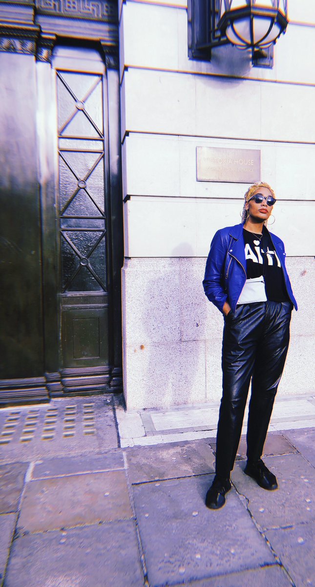 Boutziee's tweet photo. Let’s not forget these SS| #lfw20 outfits darling.

What a moment. 

🌻 https://t.co/EnlwO2vLzk