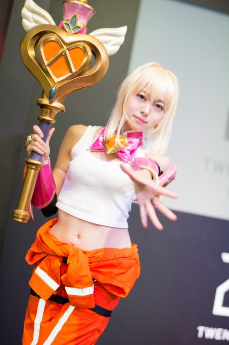 Twitterのコスプレ画像15