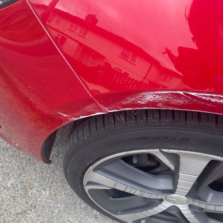ShoutOutSwindon's tweet photo. SHOUT OUT!! 📣 My car was parked in Sainsbury’s Stratton yesterday between 8:55 and 9:50 and was hit. The driver left and didn't leave any details. It has been reported to the police but if anyone witnessed it, please let me know. CCTV is also being checked.

#SOSwindon #help https://t.co/mNPmvjEe9V