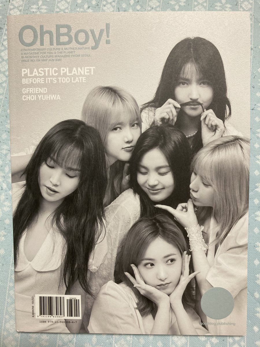 ji_youngsoo's tweet photo. ヨチンがデビュー2000日を迎えた日に韓国から救援物資(笑)が届きました😆w
これからも、飾らない、素顔のままのヨジャチングでいてください☺️
여자친구 데뷔 2000일 축하해요!!🎉🎉
 #2000DaysWithGFRIEND https://t.co/SrlPZrzl0E