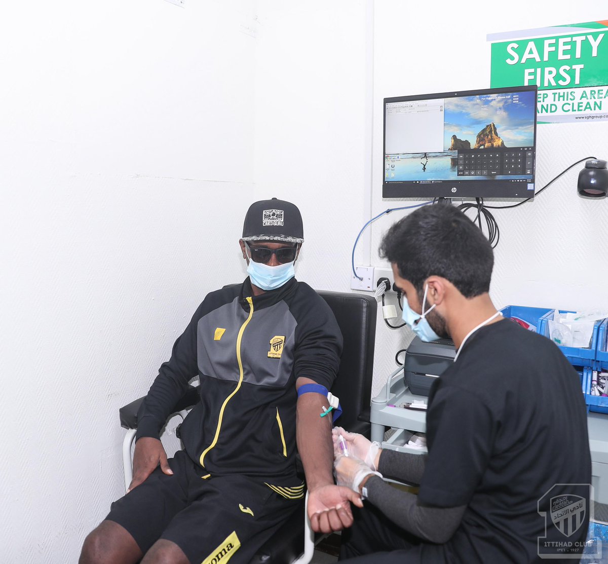 الفريق الكروي الأول يجري فحوصات طبية شاملة في المستشفى السعودي الألماني بعسير ضمن برنامج معسكره الإعدادي في أبها 
instagram.com/p/CCVy3ObpQ4q/…