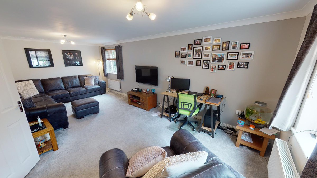 VirtualEstates_'s tweet photo. We are delighted to announce that this 4 bedroom detached property in Chellaston is now for sale! To book your viewing Call 01332 561 722 or see our website https://t.co/8ZaTepQVm4 for further details and a virtual tour https://t.co/KF32Jc9bfs