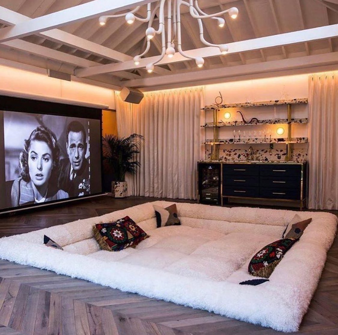 INTERIORPORN1's tweet photo. Sunken living room concepts are uniquely beautiful https://t.co/EBVKxullSQ