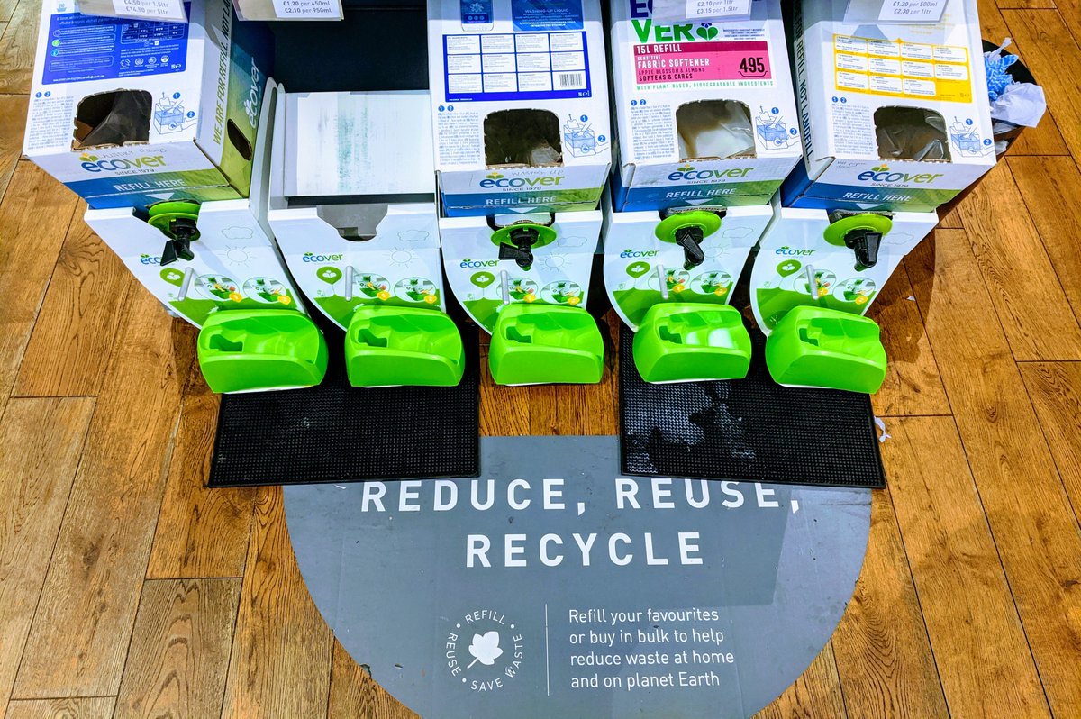 At <a href="/AsNatureInt/">As Nature Intended</a> shops in London you can refill detergent without buying more plastic: easy-peasy
#PlasticFreeJuly #plasticfree #saynotoplastic #zerowaste