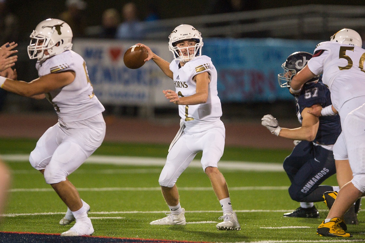 okprepsextra's tweet photo. Is Inola quarterback Landen Prows @lprows5 the top area QB? Vote now through Aug. 13 in our 2020 All World Preseason Football Contest presented by Bill Knight Automotive: https://t.co/Qd3gJhUqIH #okpreps https://t.co/DeI7oGhRei