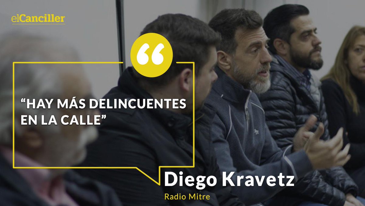 El jefe de Gabinete de Lanús se quejó de los jueces que liberan detenidos por la pandemia y advirtió que el crecimiento de la inseguridad no es un problema de la economía. https://t.co/iZOeft5lm3