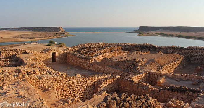 BradtGuides's tweet photo. A1: With trade routes dating back thousands of years, it’s no surprise that Oman has claimed 4 inscriptions on the UNESCO World Heritage List. You can’t help but be bowled over by each site’s striking architecture! https://t.co/ipkp8Qld73 #TRLT @TonyWalsh_me https://t.co/degBzTVLhB