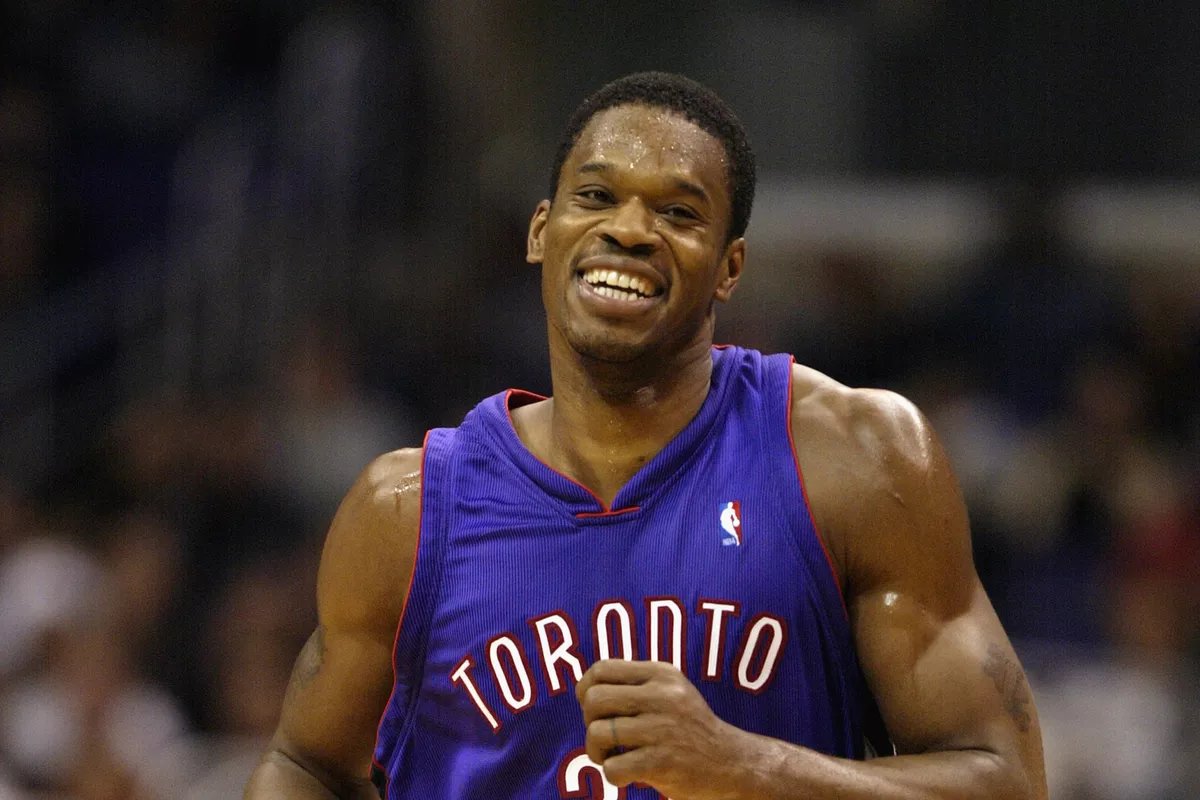 Antonio Davis: 2000-01.13.7pts, 10.1rbd, 1.4ast, 0.3stl, 1.9blk. 43.3 FG%, 00 3P%, 75.4 FT%.