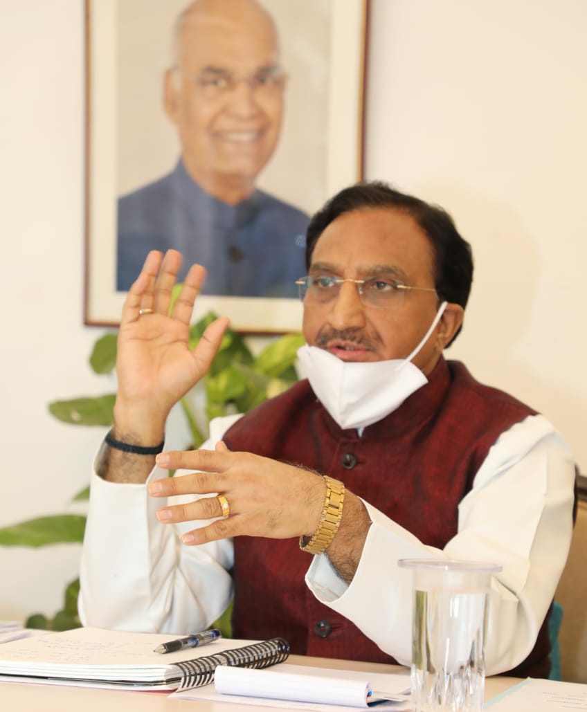 DrRPNishank's tweet photo. Held a meeting with officials of @HRDMinistry and Delhi University today to discuss a synchronized calendar for DU admissions &amp; #CBSE board examination results etc.
I would like to assure everyone that we at MHRD are committed to students' health and quality education. https://t.co/wRfDezYFHp