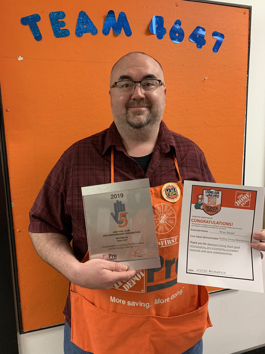 Alex Rudat (@alex_rudat) on Twitter photo Hats off the Brian for an outstanding 2019 earning the High Five Club and a Homer from <a href="/DPalanuk/">Dave Palanuk</a> Great work Brian and team!!! <a href="/PaulDeveno/">Paul Deveno</a> <a href="/OrrinBurkett/">Orrin Burkett</a> <a href="/4602Masm/">Carlos H. Martinez</a> <a href="/homedepotLB/">LB</a> Hats off the Brian for an outstanding 2019 earning the High Five Club and a Homer from <a href="/DPalanuk/">Dave Palanuk</a> Great work Brian and team!!! <a href="/PaulDeveno/">Paul Deveno</a> <a href="/OrrinBurkett/">Orrin Burkett</a> <a href="/4602Masm/">Carlos H. Martinez</a> <a href="/homedepotLB/">LB</a>