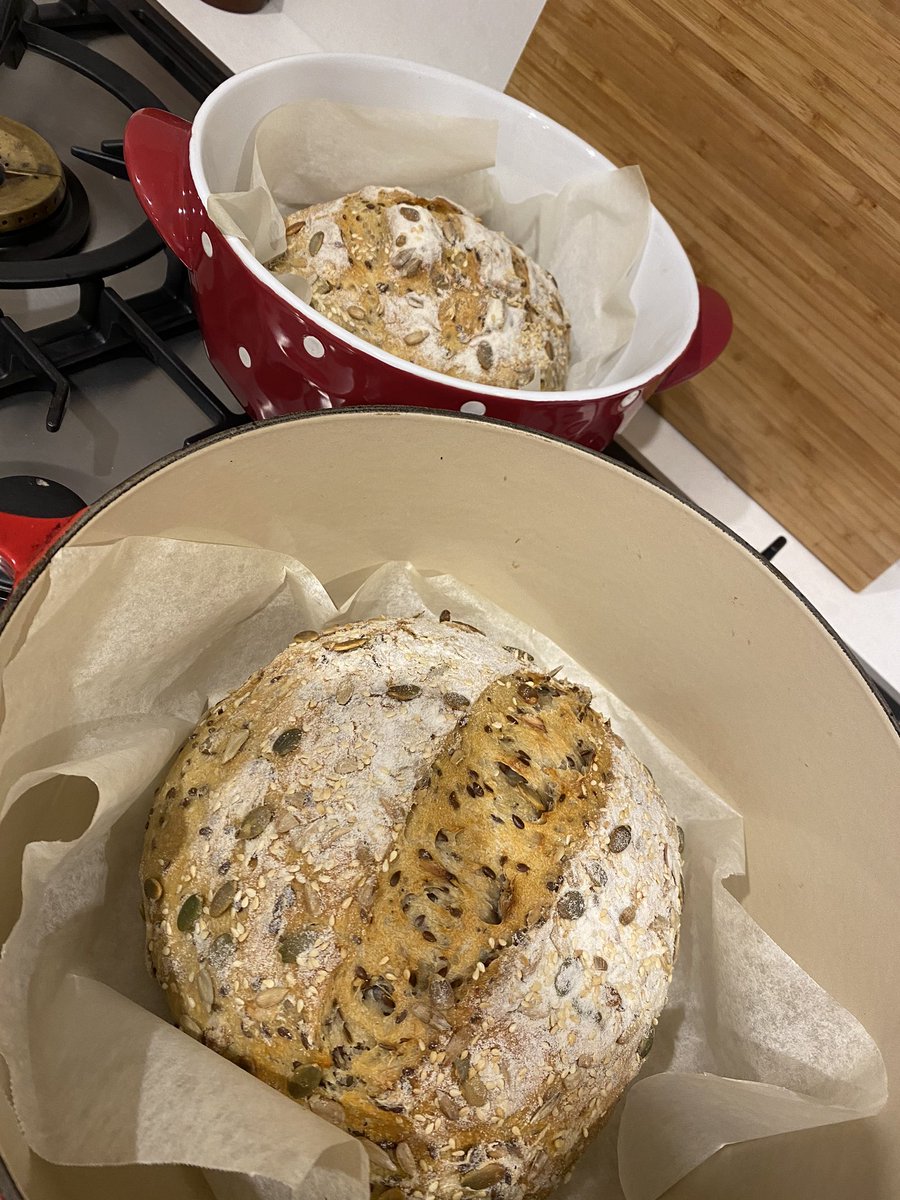 DimityPaul's tweet image. Lockdown hasn’t event started and I’m two loaves in 🤦🏻‍♀️ #isobaking #covidcreations #sourdough #coronacooking #melbournelockdown