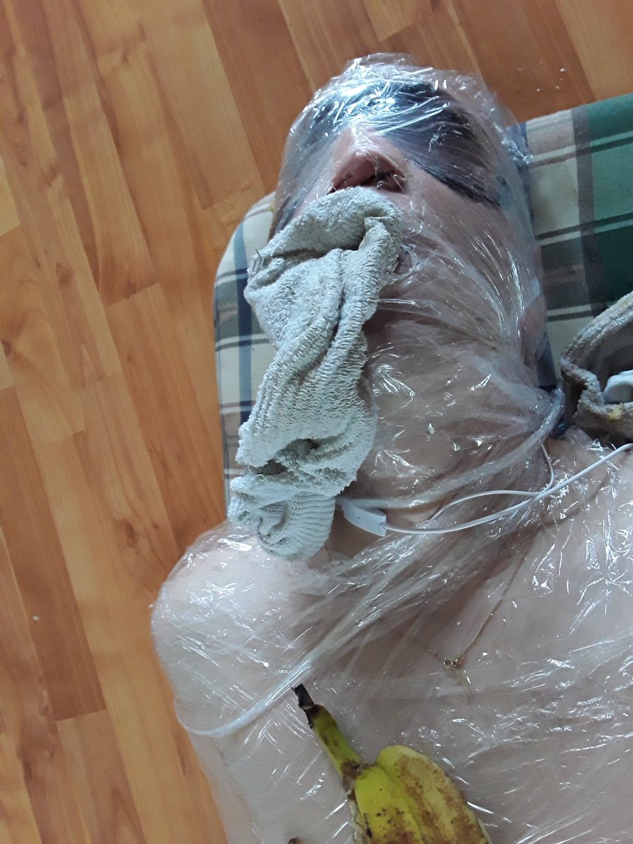 MasterOfChill2's tweet photo. No escape from my wet sweaty and stinky socks for the #fag. Contact me if you dare to be my #fag  too you loser😈 https://t.co/Gu5GhGkMHg