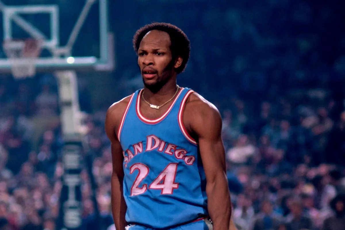 World B. Free: 1979-80.30.2pts, 3.5rbd, 4.2ast, 1.2stl, 0.5blk. 47.4 FG%, 36 3P%, 75.3 FT%.
