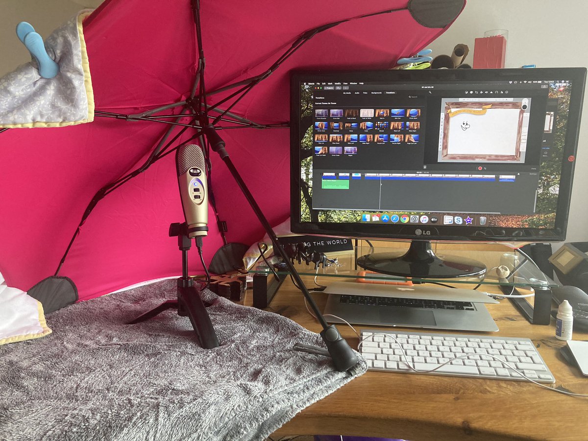 KrystynaGadd's tweet photo. What do you do when your mic sounds a bit echoey and you can’t afford a recording studio?
Umbrella+blankets=good solution
#verychuffed https://t.co/Az4qkM6wg3