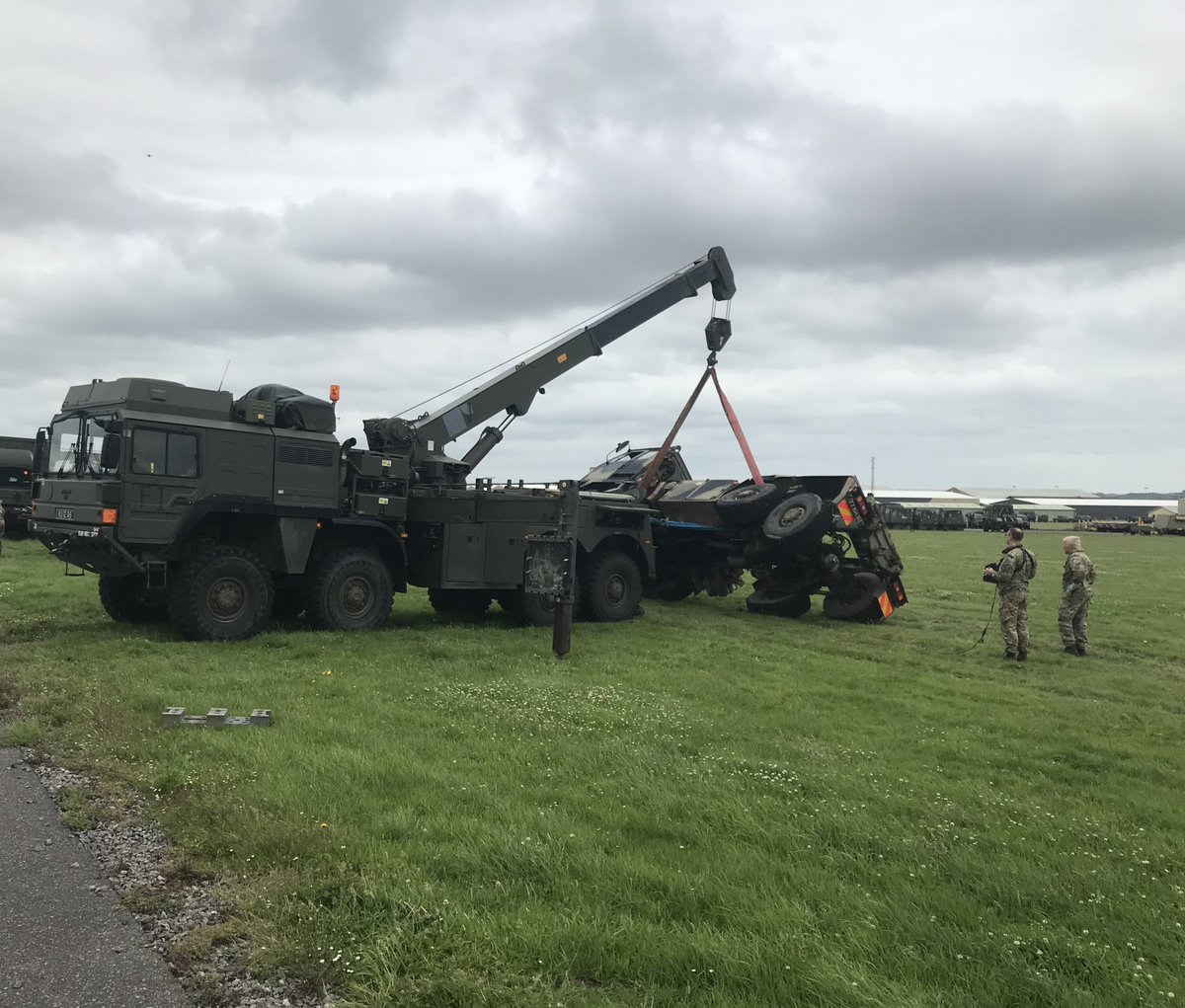 CdoLogRegt's tweet photo. We are always learning and today as part of Ex DOCTRINE DRAGON, our Sqns shared their capabilities with the wider Regiment creating a better understanding at all levels, facilitating development in to the future, especially for #FutureCommandoForce. @MajGenHolmes @RoyalMarines https://t.co/3S0eRpdipd